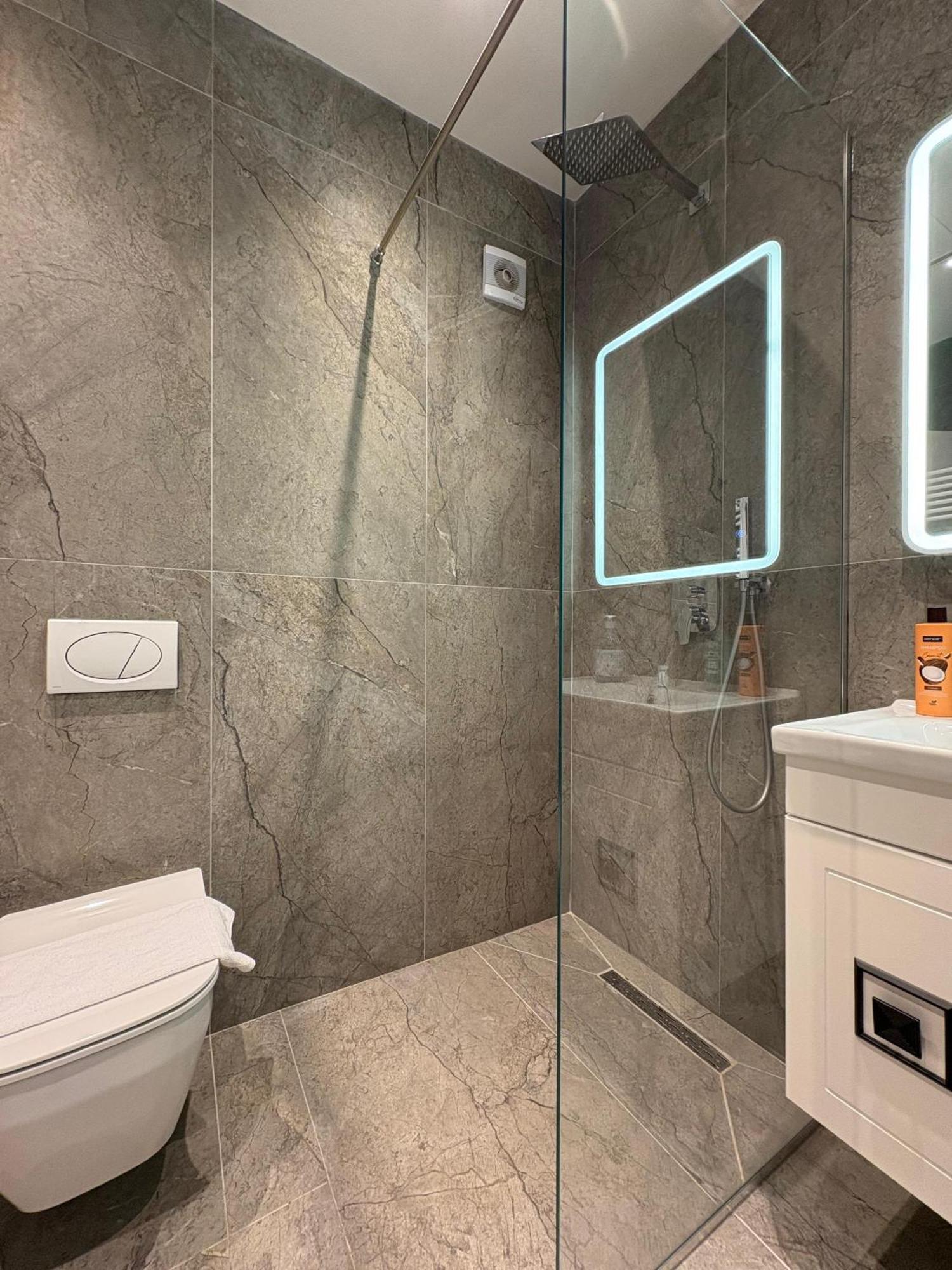 Apartman Blue Boutique 2 *